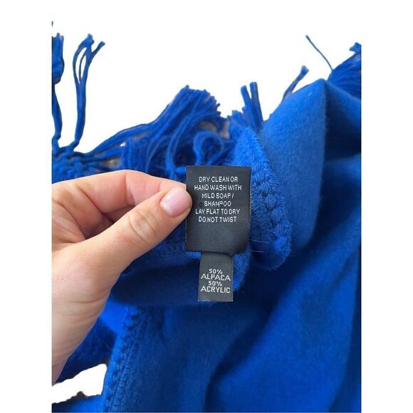 Alpaca Connection Poncho Fringes Blue button Front Alpaca Blend - Picture 4 of 7